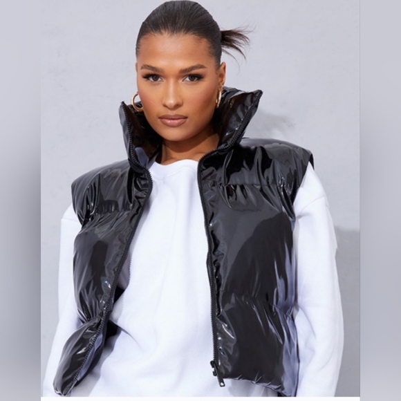 PrettyLittleThing Jackets & Blazers - PLT Pretty Little Thing Black Patent Leather Cropped Puffer Zip Zip Vest Sz 2
